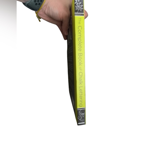 NWOT Chalk Lettering Book - Picture 3 of 3